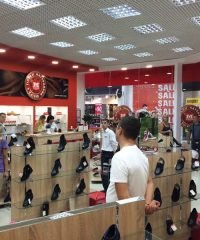 Обувный магазин «Mida» в переулоке Политехнический