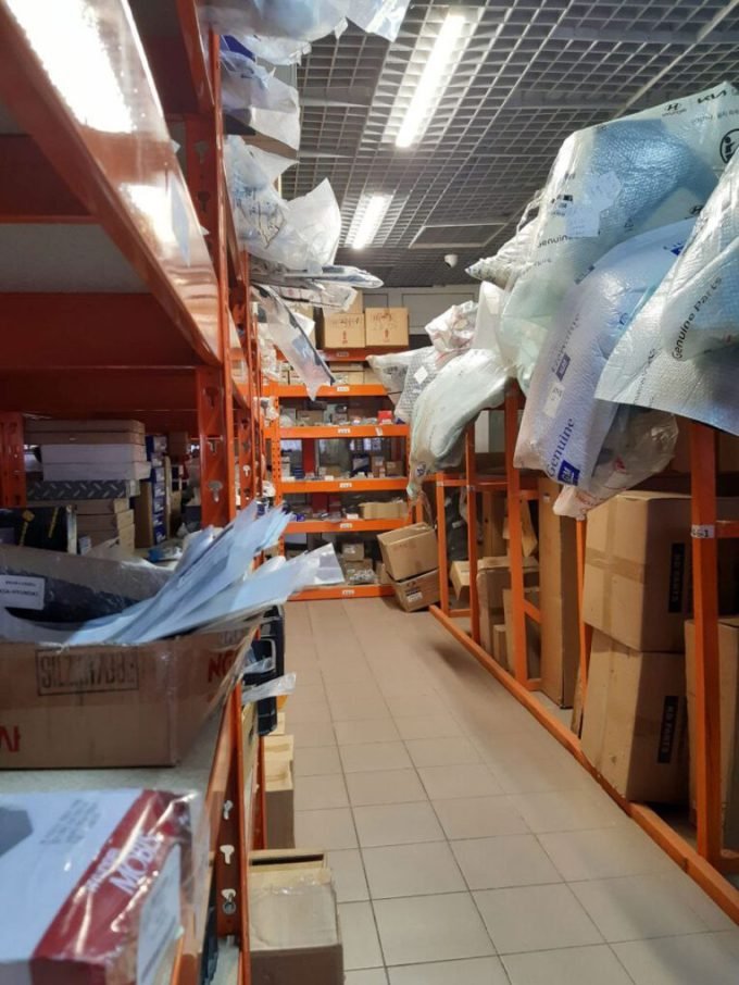 Магазин автозапчастин KIAPARTS на Куренівці