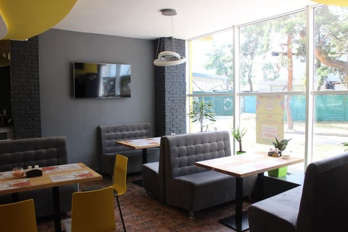 Pizza House на Дарниці