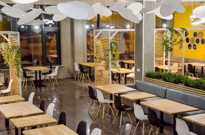 Pizza House на Саперно-Слобідський