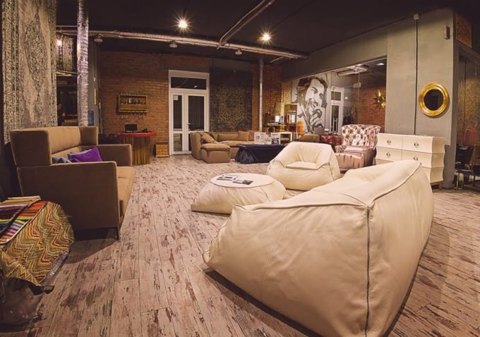 Студия дизайнерской мебели Design Furniture