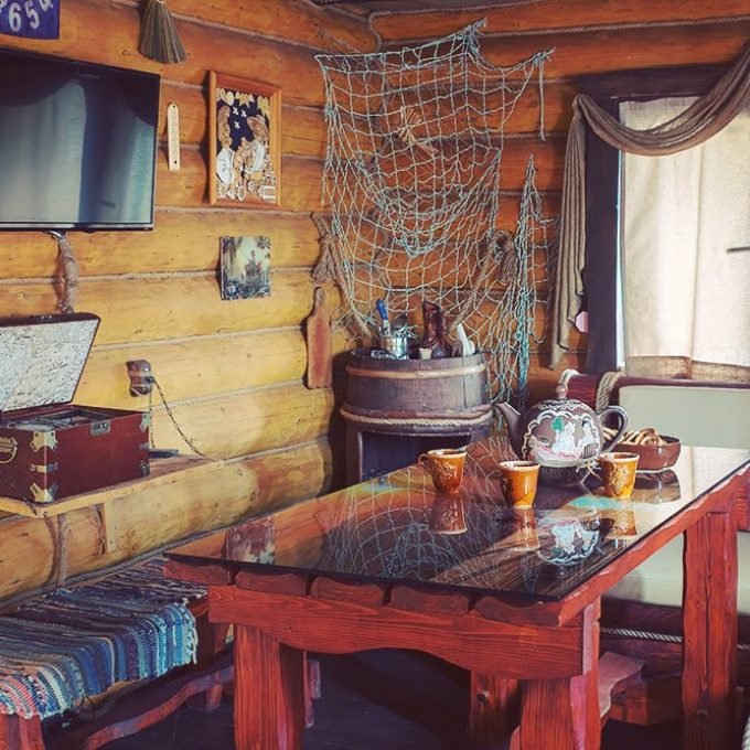 Русская баня на Днепре Домик рыбака