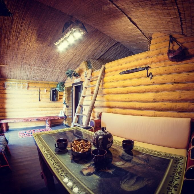 Русская баня на Днепре Домик рыбака