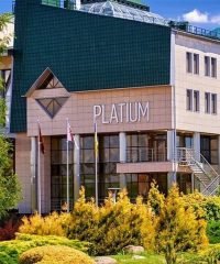 Заміський комплекс Платіум під Києвом