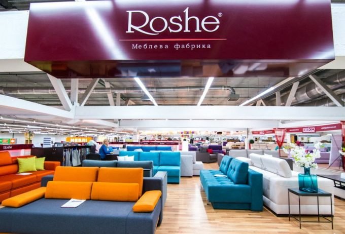Салон мебели ROSHE в ТЦ Даринок