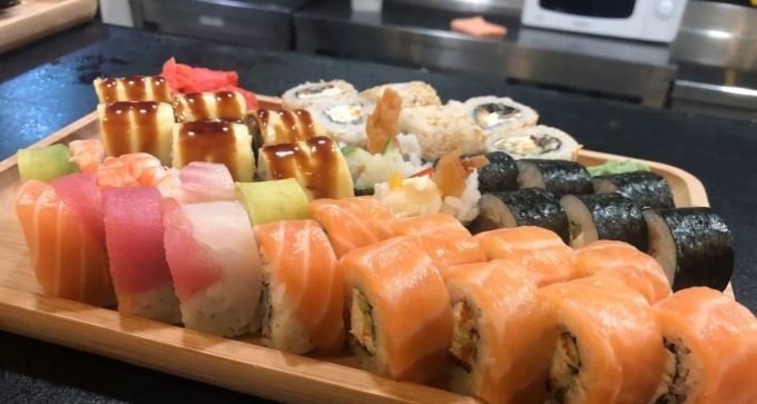 Ресторан «Сушия» у ТРЦ Dream Yellow