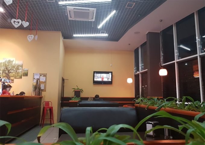 Пиццерия Fan-Pizza на Л.Курбаса - интерьер