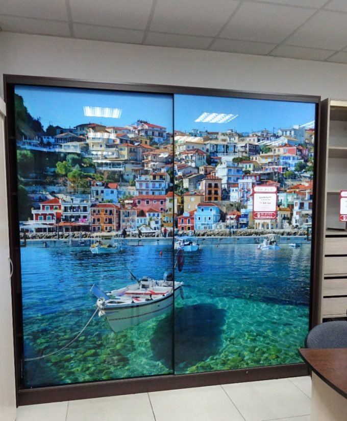 Шкафы KUPE.UA в ТЦ Даринок