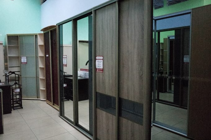 KUPE.UA в ТЦ Глобал - шкафы-купе