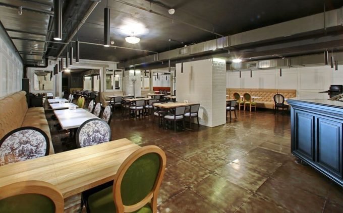 MAFIA в ТРЦ Космополит - уютный интерьер