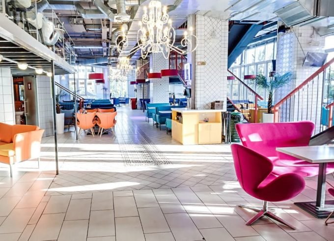 Пиццерия Mister Cat ВДНХ - интерьер