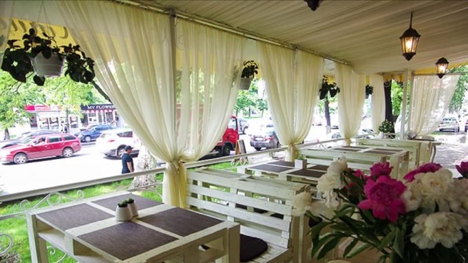 Ресторан-пиццерия Примавера - летняя терраса