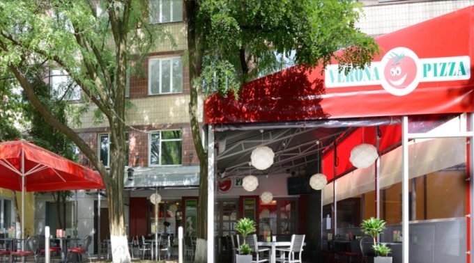Verona Pizza - летняя терраса